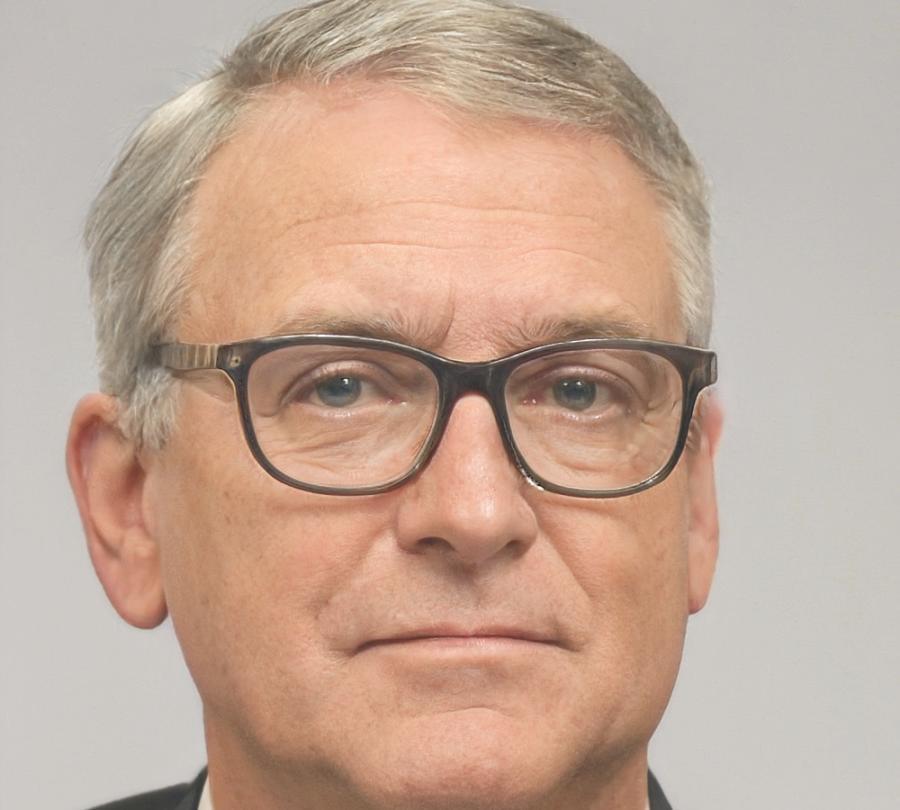 Portrait von Thomas Schneider, Spezialist für Lageroptimierung und Supply Chain